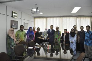 Datuk masidi manjun menteri pelancongan sabah